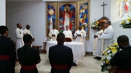 En el marco de la Eucaristía, que fue presidida por el Superior de la Región Española de Mariannhill, P. Lino Herrero Prieto CMM (en el centro), …